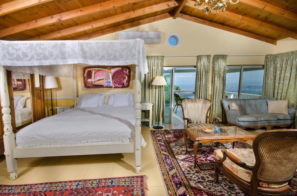 Ha'Seuda Ha'Achrona Suites Амірім Екстер'єр фото